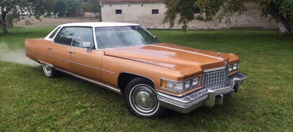 1976 Cadillac Sedan Deville V8