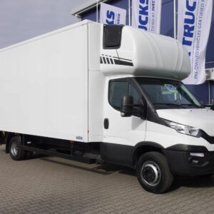 Iveco Daily 70C18A8P kontener winda kab. sypialna