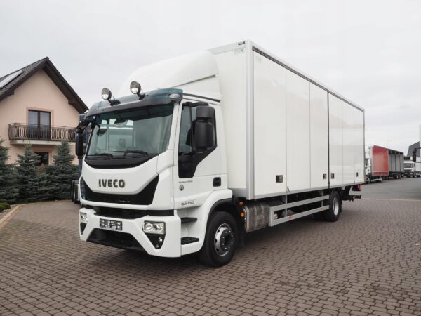 IVECO EUROCARGO 150E25 EURO 6 OTWIERANY BOK WINDA