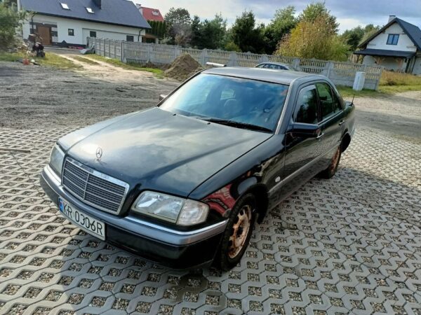 Mercedes W202 C180 1.8 + LPG