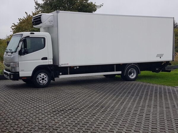 MITSUBISHI FUSO CANTER 7C15 CHŁODNIA WINDA 12EP AC