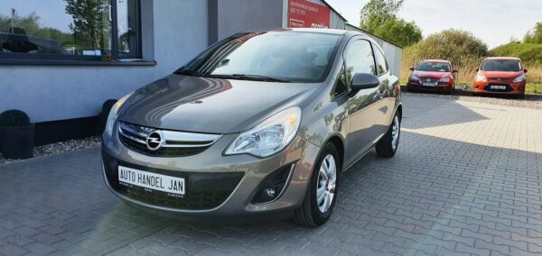 Opel Corsa 1