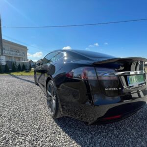 Tesla S dualmotor gwarancja Tesli autopilot 525KM